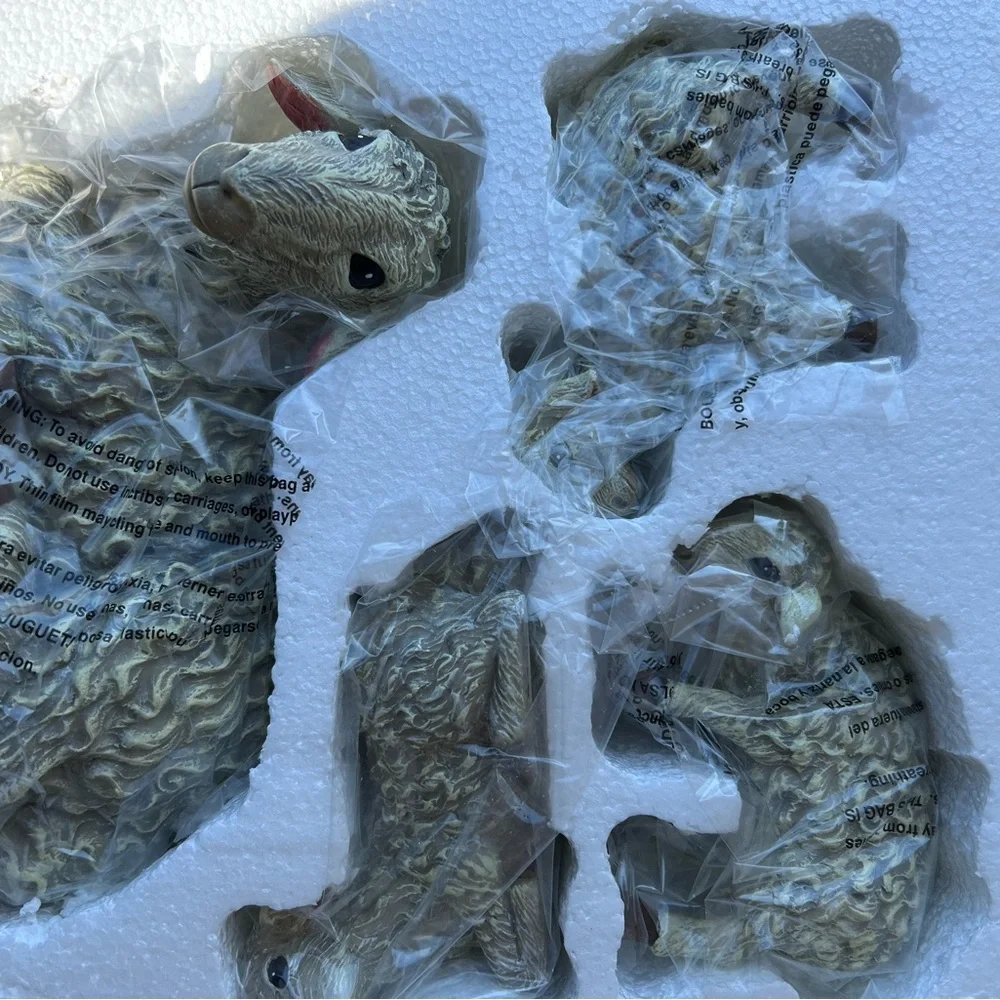 Set of Four Sheep Figurines - Picture 2 of 2